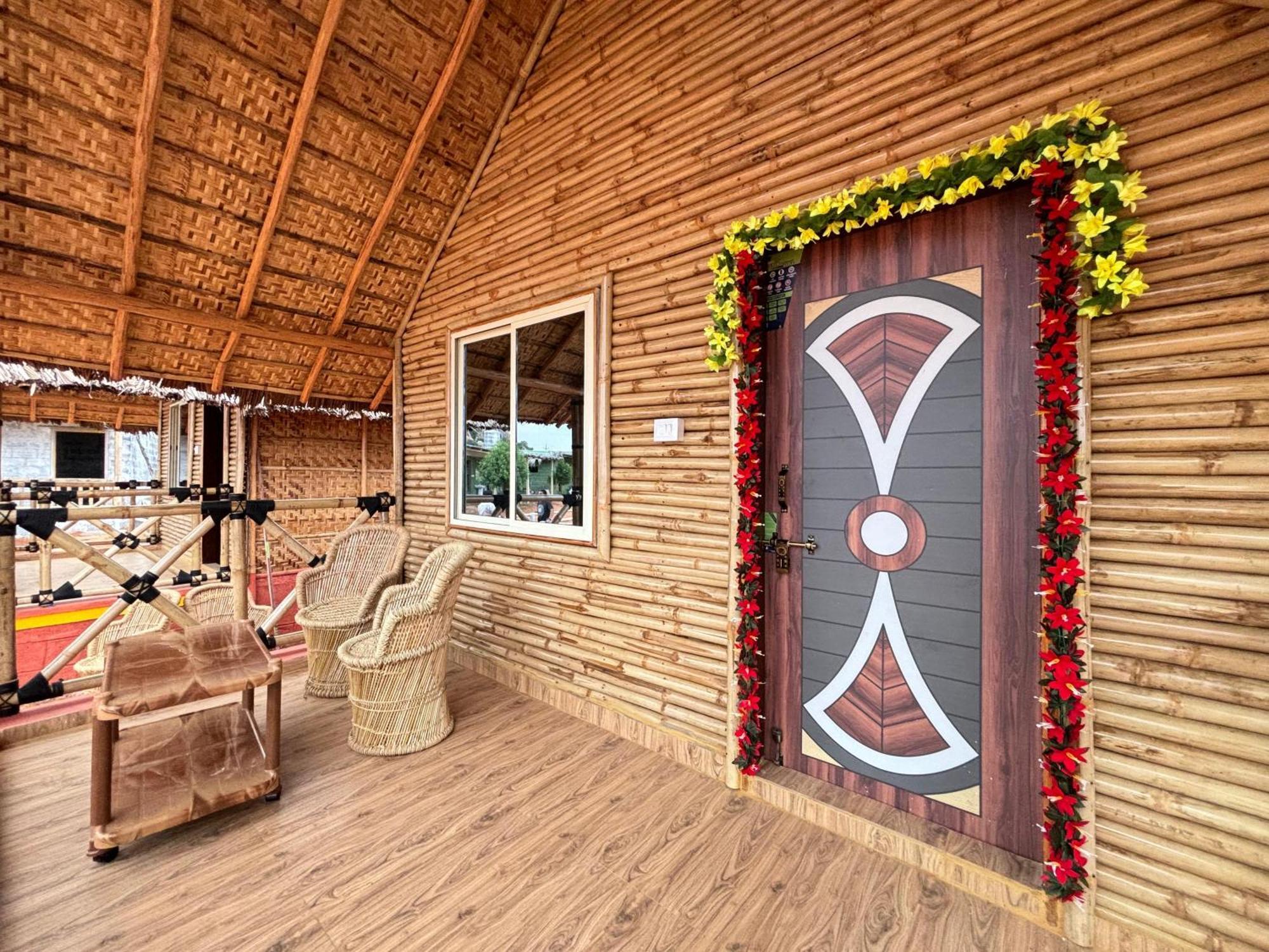Mowgli'S Cafe Hampi & Guest House Exterior foto